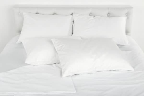 The Best Pillows In Canada 2021 – Review & Guide