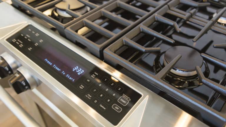 10 Best Gas Ranges In Canada - Review & Guide