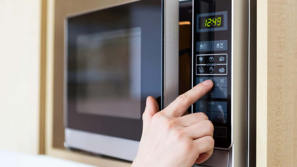 10 Best Microwaves In Canada 2021 – Review & Guide