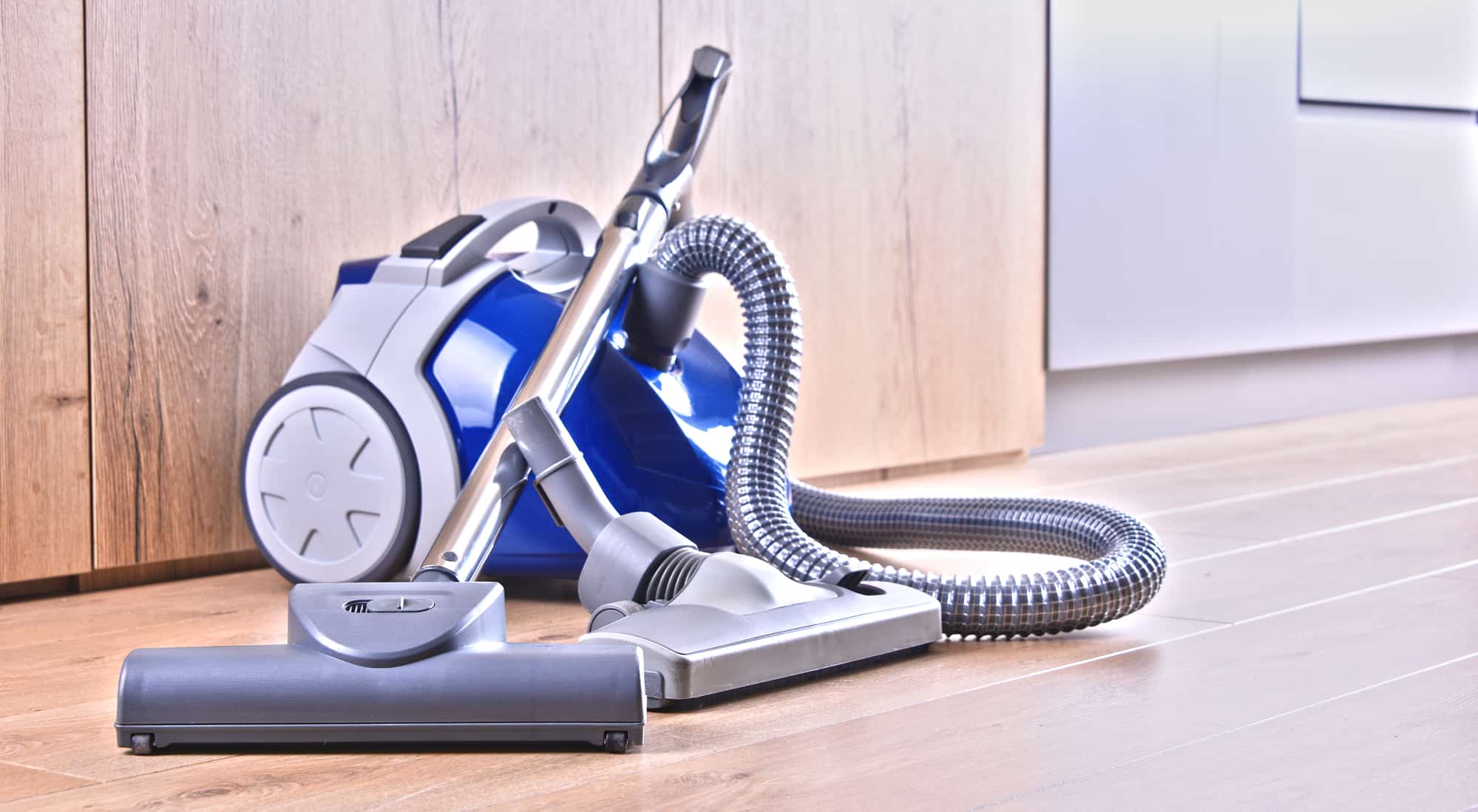 10 Best Canister Vacuums In Canada 2021 Review & Guide